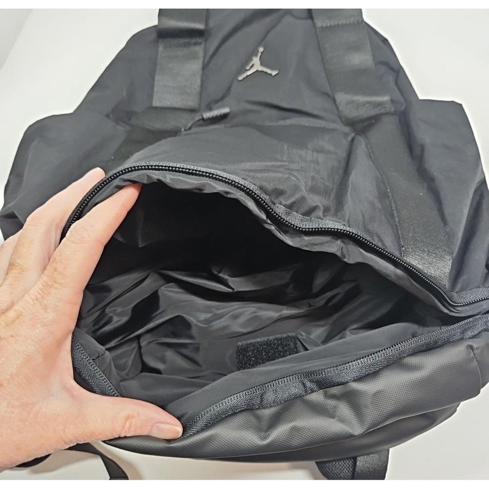 Nike Jordan Black Laptop Backpack Shoe Compartment Travel School Gym Bag NWT - Picture 11 of 11